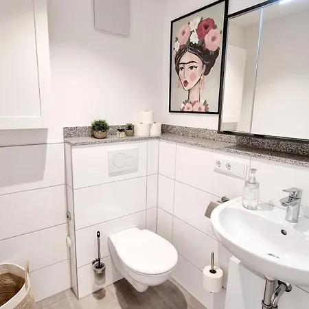 Stadtgarten-studios - Im Zentrum Mit Parkplatz 아파트 *