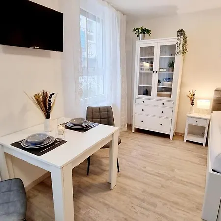 Stadtgarten-studios - Im Zentrum Mit Parkplatz * Weingarten (Wuerttemberg)