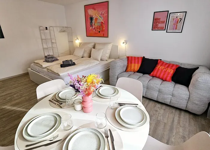 Stadtgarten-studios - Im Zentrum Mit Parkplatz * Вайнгартен